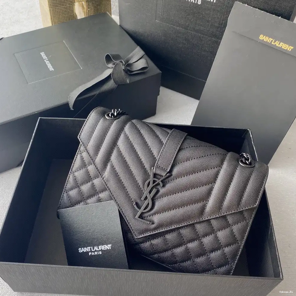 YSL MEDIUM BAG ENVELOPE 0426